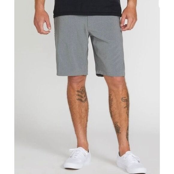 Volcom surf & Turft grey hybrid shorts size 38 - Picture 1 of 12